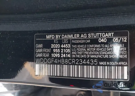 2012 Mercedes-Benz C 250 Sport z USA, uszkodzony, nr VIN WDDGF4HB8CR234435